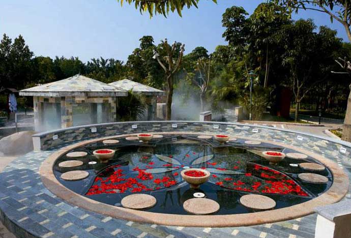 碧水灣現象詮釋服務業(yè)本質