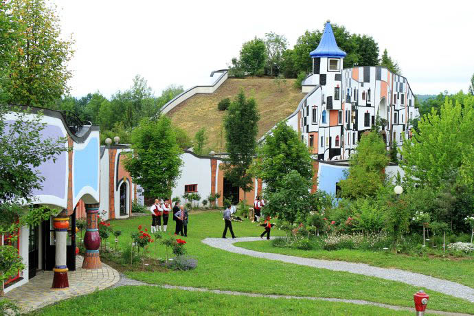 布魯茂百水溫泉酒店屋頂